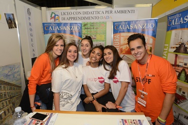 Genova, magazzini del cotone - festival studenti orientamenti - 