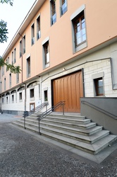 Genova, via Romana di Quata - la sede della ex scuola americana,