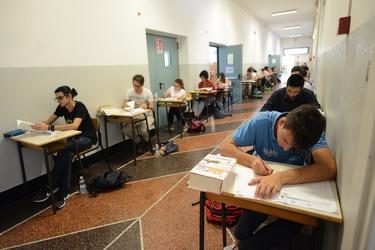 Genova - il primo giorno esame maturit√† - tema