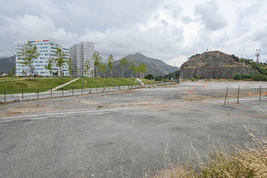 area erzelli parcheggio tir