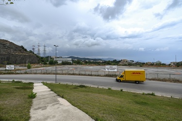 area erzelli parcheggio tir