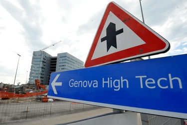 Genova - collina degli erzelli - avanzamento lavori cantiere pol