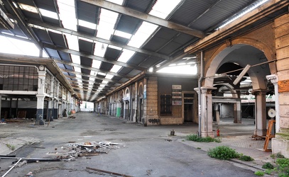 Genova - mercato ortofrutticolo di Corso Sardegna