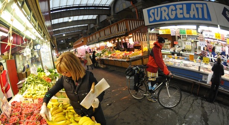 Genova - il mercato orientale - via XX Settembre