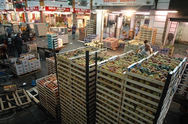 Genova mercato  ortofrutticolo in Corso Sardegna