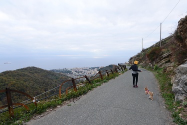 Genova, Monte Moro - la situazione del monte alle spalle di Nerv