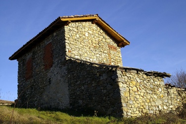 Rivarossa, paese disabitato della val borbera 