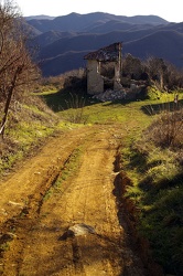 Rivarossa, paese disabitato della val borbera 