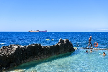 Genova, Nervi, passeggiata - stabilimento balneare storico, Bagn