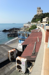 Genova, bagni 5 Maggio - estate alle porte, ma ancora magagne su
