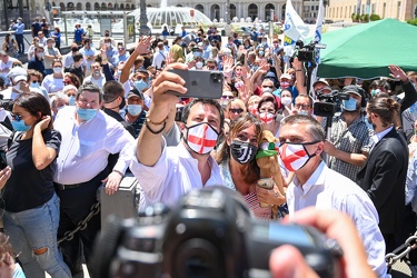 Genova, piazza De Ferrari - segretario Lega Matteo Salvini incon