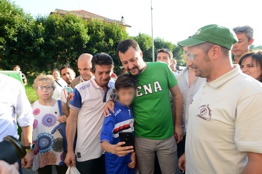 Genova - leader Lega Nord Matteo Salvini in visita al quartiere 