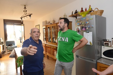 Genova - leader Lega Nord Matteo Salvini in visita al quartiere 