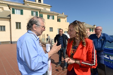 Genova, corso Italia - banchetti Lega Nord per programma governo