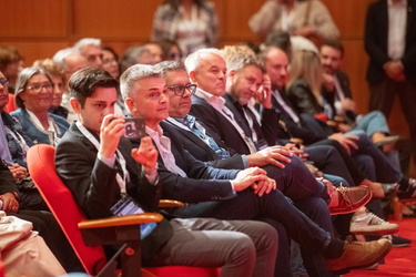 Genova, magazzini cotone - primo congresso regionale Lega