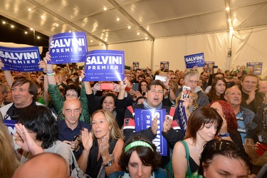 Genova - festa della Lega Nord in piazza della Vittoria con Matt