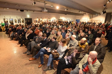 Genova, sala CAP - Massimo D'Alema presenta nuovo soggetto polit