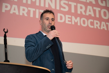 Genova, cinema Sivori - assemblea amministratori locali partito 