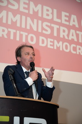 Genova, cinema Sivori - assemblea amministratori locali partito 