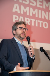 Genova, cinema Sivori - assemblea amministratori locali partito 