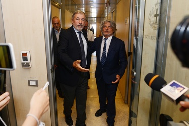 Genova, palazzo Tursi - presidente Sampdoria Massimo Ferrero inc