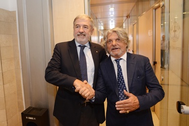 Genova, palazzo Tursi - presidente Sampdoria Massimo Ferrero inc