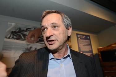 Genova - elezioni amministrative - candidato Gianni Crivello cen