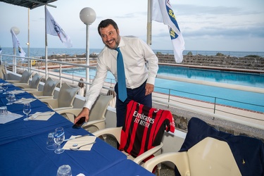 Genova, bagni lido - cena elettorale lega con Matteo Salvini