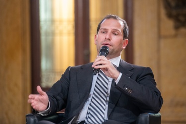 Genova, palazzo della borsa - confronto tra i candidati sindaco 