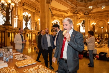 Genova, palazzo della borsa - confronto tra i candidati sindaco 