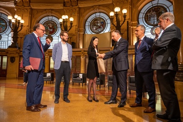 Genova, palazzo della borsa - confronto tra i candidati sindaco 