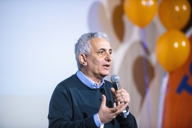 Genova, auditorium acquario - presentazione logo Giovanni Toti