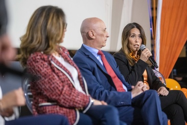 Genova, auditorium acquario - presentazione logo Giovanni Toti