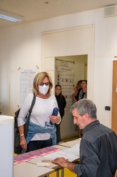 Genova, scuola Garaventa in piazza delle Erbe - al voto per le e