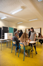 Genova, scuola Garaventa in piazza delle Erbe - al voto per le e