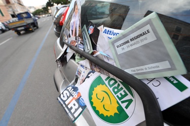 Genova - elezioni regionali Marzo 2010 - spazzatura elettorale