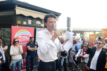 Genova - Pippo Civati in piazza Raibetta per sostenere la candid