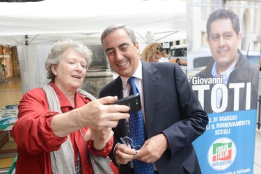 Genova, elezioni regionali - Giovanni Toti sostenuto da Maurizio