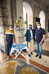 Genova, via XX Settembre - campagna elettorale Giovanni Toti