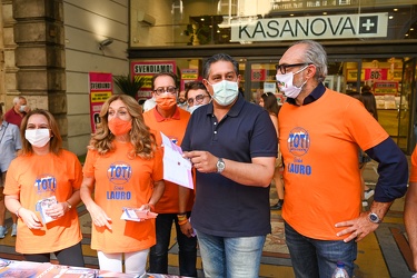 Genova, via XX Settembre - campagna elettorale Giovanni Toti