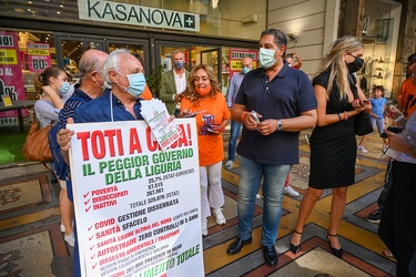 Genova, via XX Settembre - campagna elettorale Giovanni Toti