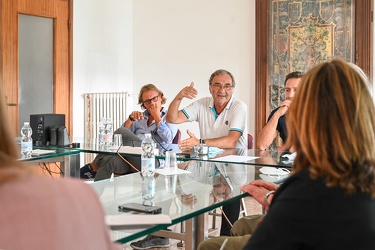 Genova, San Benigno - sede compagnia portuale CULMV - incontro c