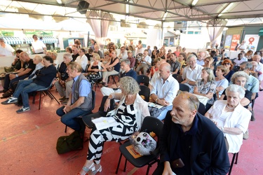 Genova - dibattito su tema cultura presso festa Unit√†