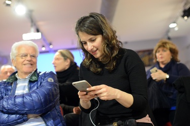 Genova, sala CAP Porto - assemblea movimento 5 stelle