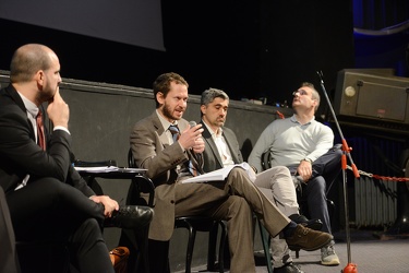 Genova, Rivarolo - incontro movimento 5 stelle al teatro albatro