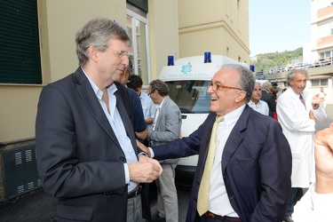 Genova - ospedale San Martino - visita ministro della Salute Bea