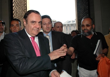 Clemente Mastella in visita a Genova