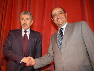 Massimo D'Alema in visita a Genova