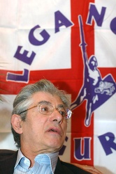 Umberto Bossi in visita a Genova