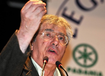 Genova - Umberto Bossi, leader della Lega Nord